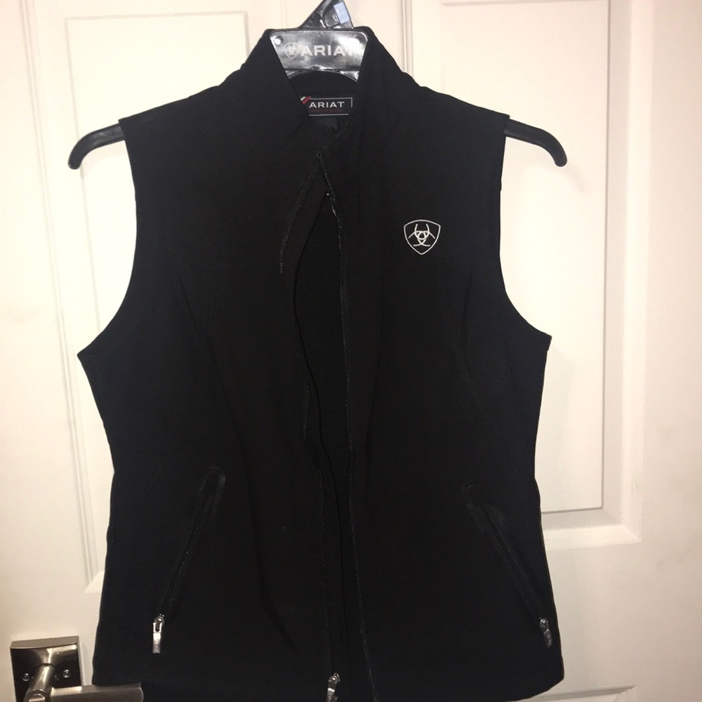 Woman’s Black Ariat Vest